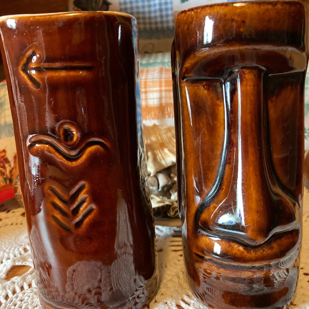Hawaiian Mugs, Two/Set, Large, Brown